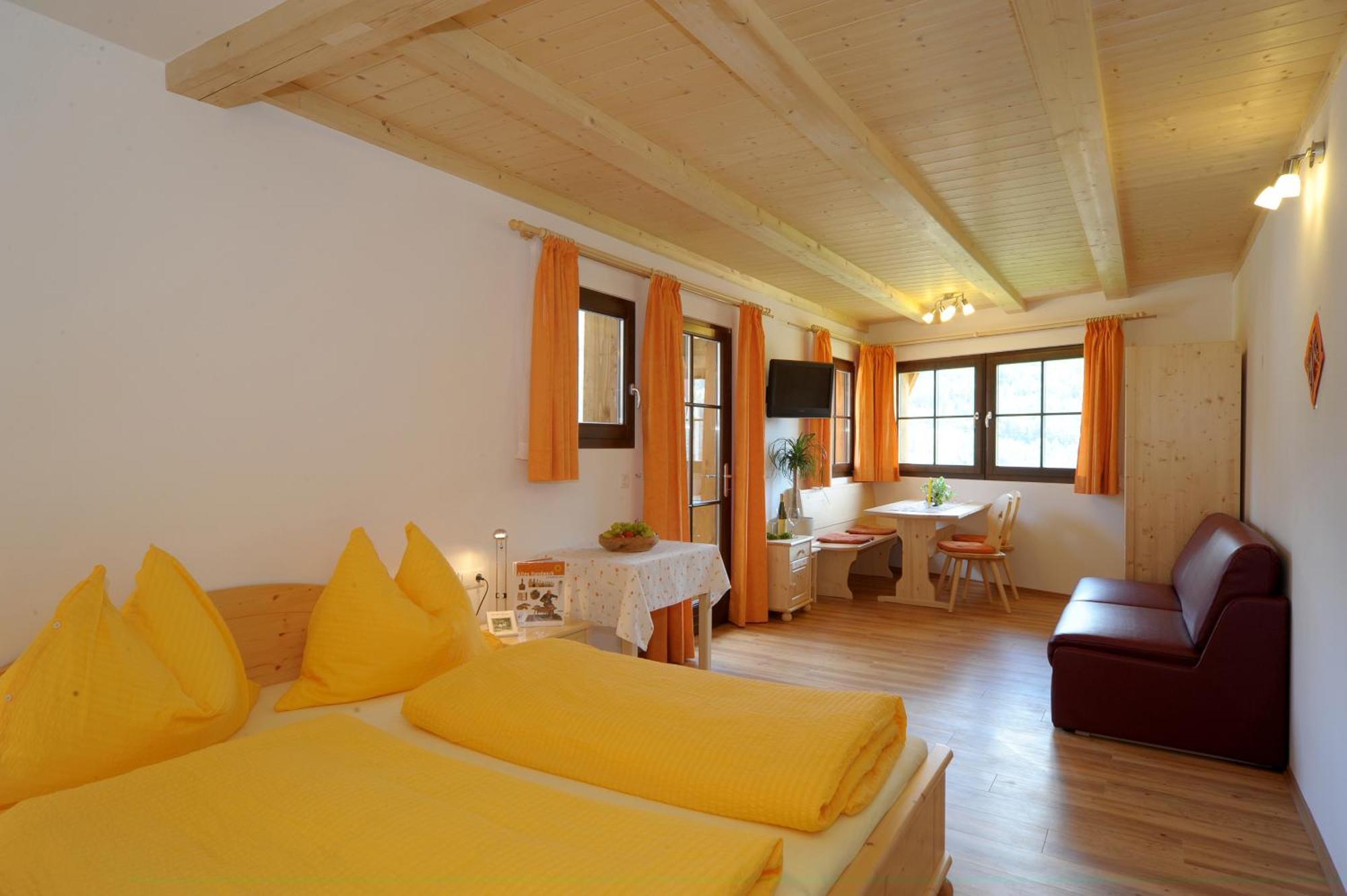 Hofer Hof Villa Feldthurns Room photo